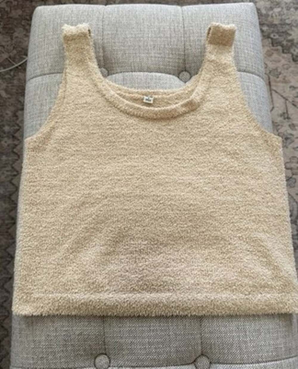 Uniqlo Sleeveless Fleece Tank top Women’s Small S Lightweight Shirt Monochrome